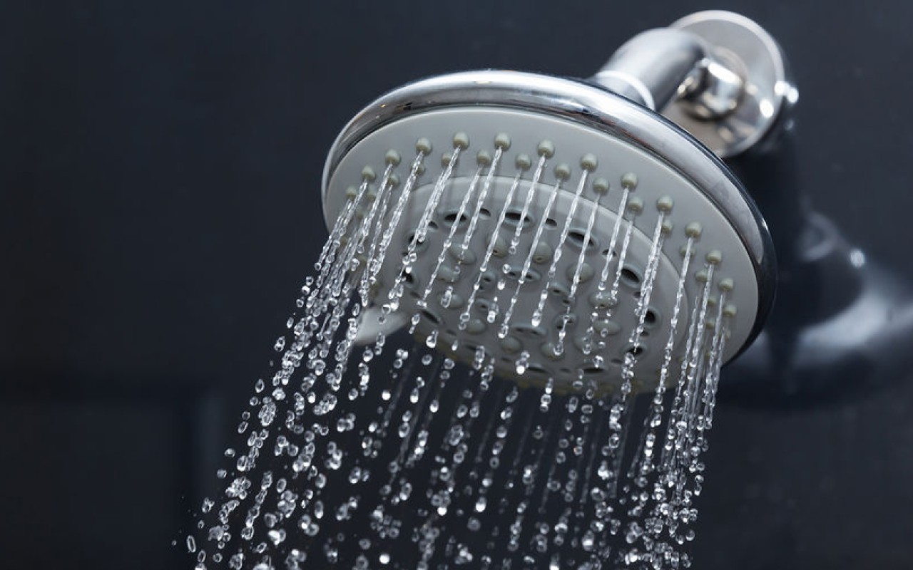 Nepareiza Duša Lietošana Var Ietekmēt Jūsu Ādu, Matus Un Veselību: Kādas Kļūdas Visbiežāk Pieļauj Dermatologi?