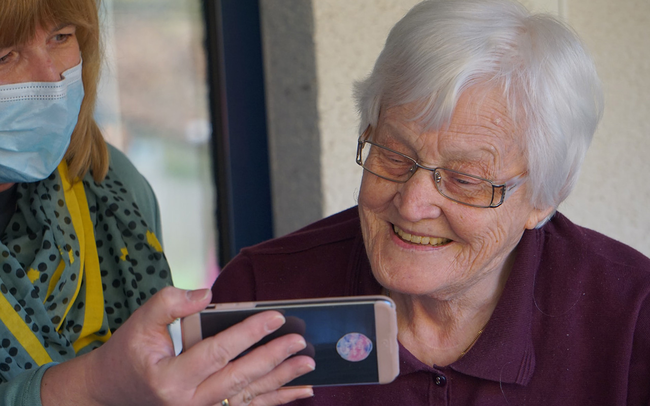 Ne Šahs, Ne Sudoku: Vienkāršākais Kognitīvais Vingrinājums Cilvēkiem, Kas Vecāki Par 65 Gadiem, Kas Palīdz Saglabāt Prāta Asumu.