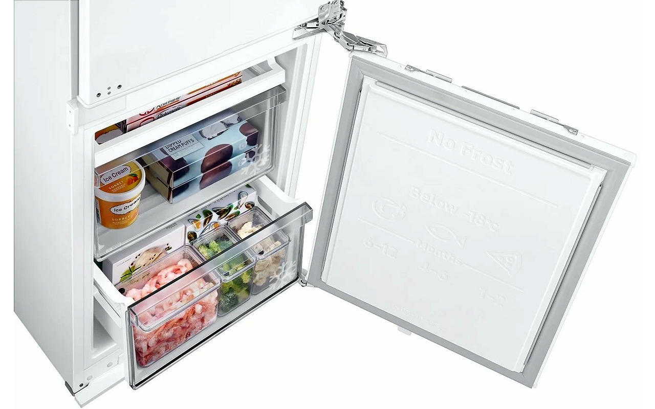 Maz Kas Zina: Kādam Nolūkam Paredzēta Mazā Atvere Ledusskapja Saldētavā?