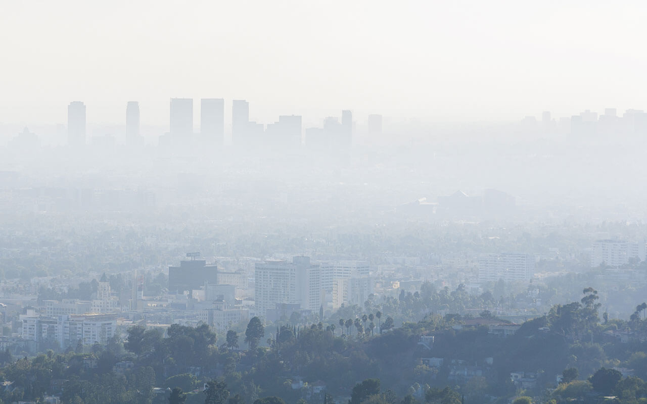 Vairumam Latvijas Māju Virs Galvas Slēpjas Neredzams Apdraudējums: Vai Jūs Esat Pakļauti Tam?