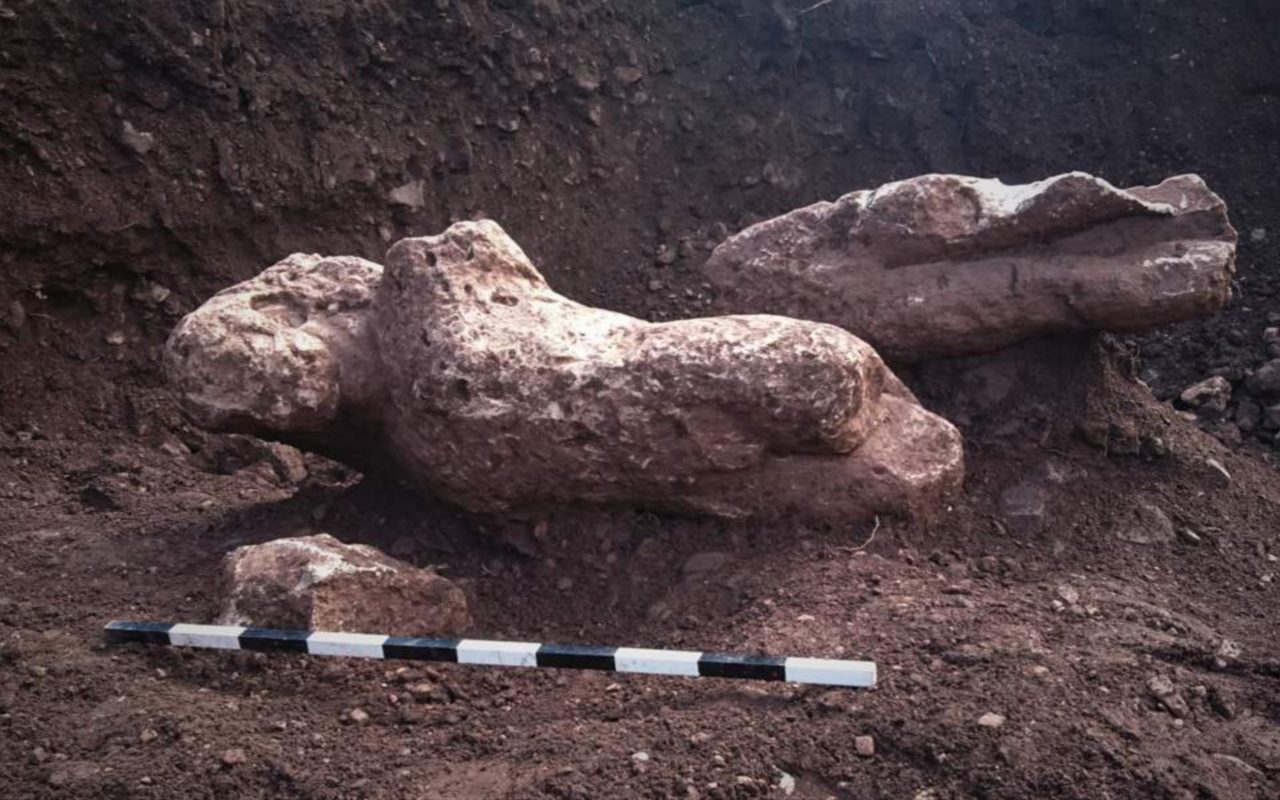 Arheologi Senajā Pompeju Kapenē Atklājuši Cilvēku Skulptūras Dabiskā Lielumā
