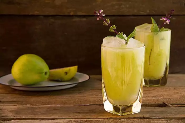 Recepts Dzirkstošam Bumbieru Dzērienam, Kas Bagāts Ar Probiotikām