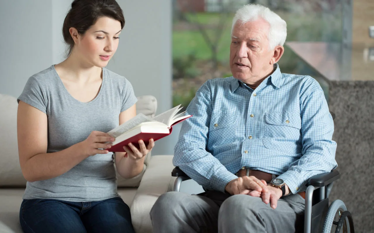Daudzi Spēlē Kārtis, Bet Šī Spēle Vislabāk Piemērota Uzmanības Un Reakcijas Attīstīšanai Cilvēkiem, Kas Vecāki Par 70 Gadiem.