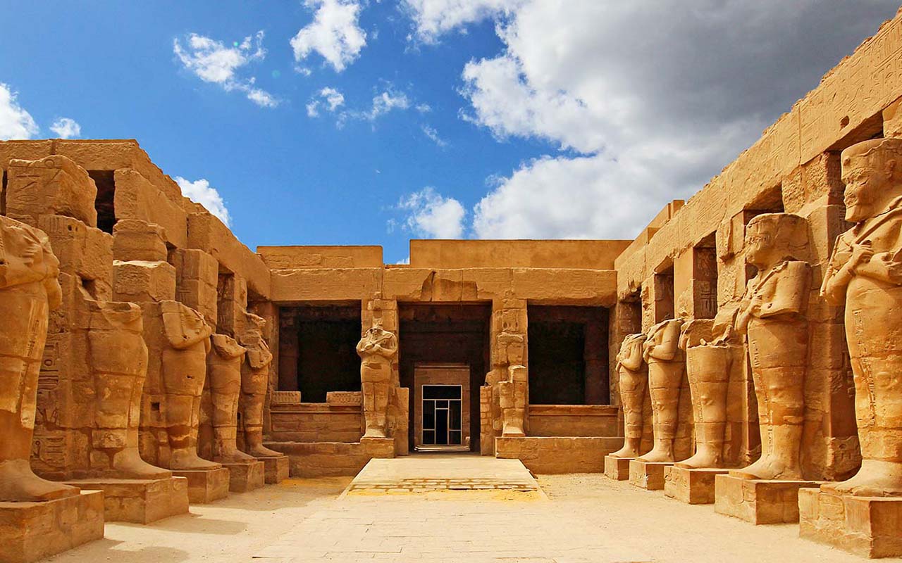 Ne Tutankhamons, Ne Ramzes Vi: Šīs Ir Divas Skaistākās Kapenes Ēģiptē.