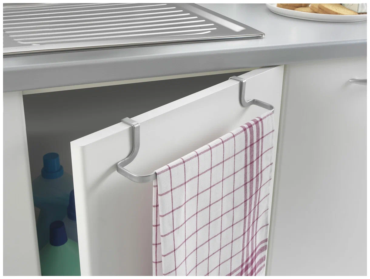 Nekariniet Virtuves Dvieļus Uz Cepeškrāsns Durvīm: Tas Ir Mūsdienīgs Trends, Kas Vērsts Uz Higiēnas Līmeņa Paaugstināšanu.