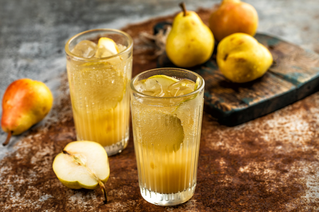 Recepts Dzirkstošam Bumbieru Dzērienam, Kas Bagāts Ar Probiotikām