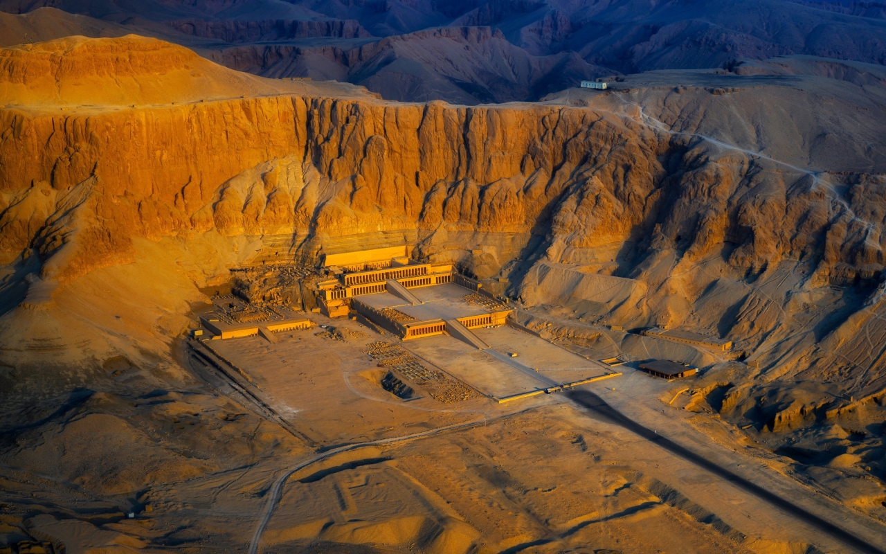 Ne Tutankhamons, Ne Ramzes Vi: Šīs Ir Divas Skaistākās Kapenes Ēģiptē.